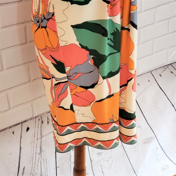 BCBGMAXAZRIA Floral Halter Dress Large - Picture 4 of 5